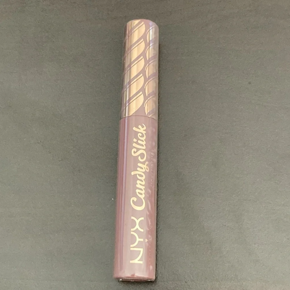 NYX Lip candy slick glowy S’More Please​ neutral pink mauve NWT gloss lipstick